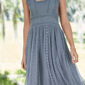 Sundance Embroidered Boho Gray Sleeveless Dress – Pintuck & Lace Detail – Size 4